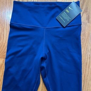 Women’s Nike Legging